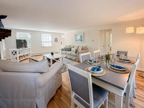 2 Miles to Nauset & Coast Guard Beach Dog Friendly in Eastham (MA)