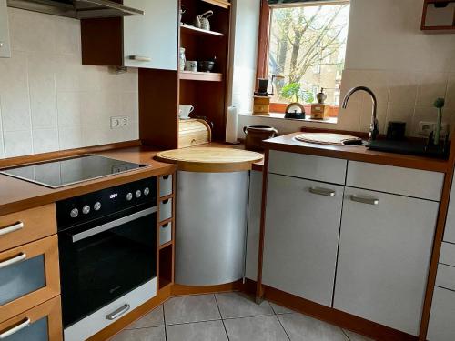 ห้องครัว, Schöne Ferienwohnung (Schone Ferienwohnung) in อิทเซเฮอ