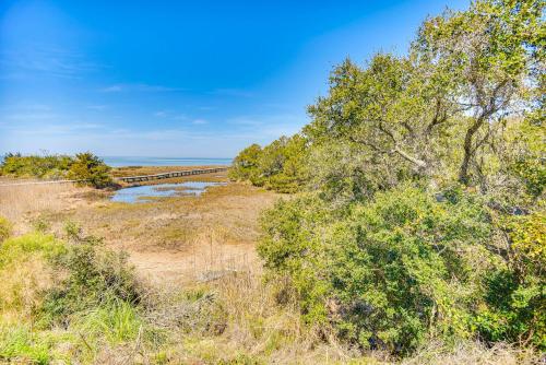 Buxton Apt with Pool Access and Pamlico Sound Views