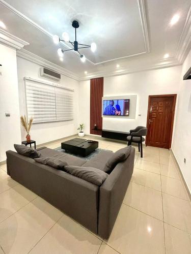 Two-Bedroom Apartment image 4