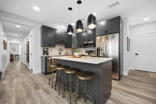 Slabtown 203 Luxury Condo Great Location