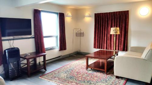Alpine Inn, Valemount (fotografie 6)