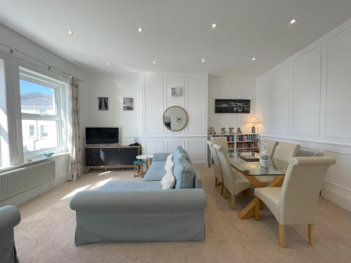 Sandy Toes - awesome beach view and access, Ventnor (foto 5)