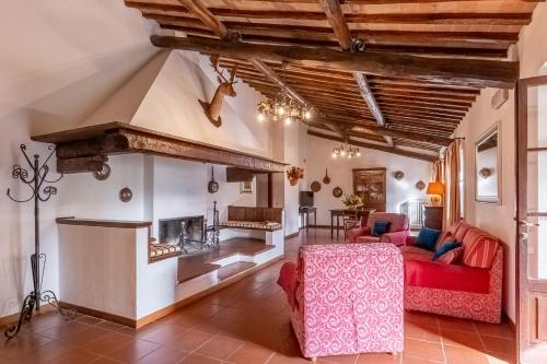 Villa Palazzo Bello con piscina e AC - Cetona in Четона