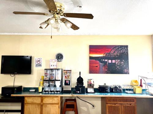 Econo Lodge Oacoma - image 12