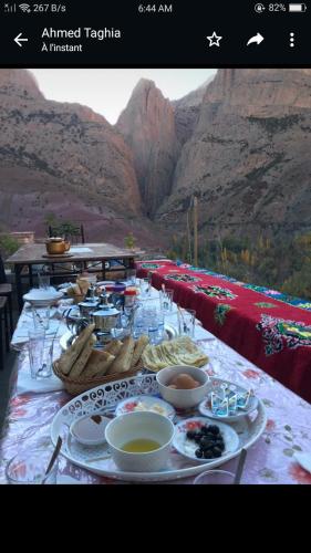 Gite Taghia gorge