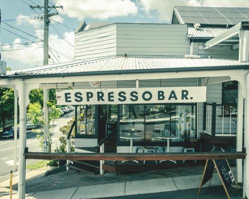 Urban Getaway Bardon Luxe 3 bed 2 bath and pool