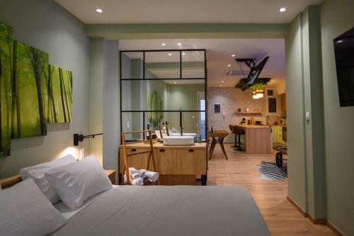 Hidden Garden of Kallithea Hidden Garden of Kallithea