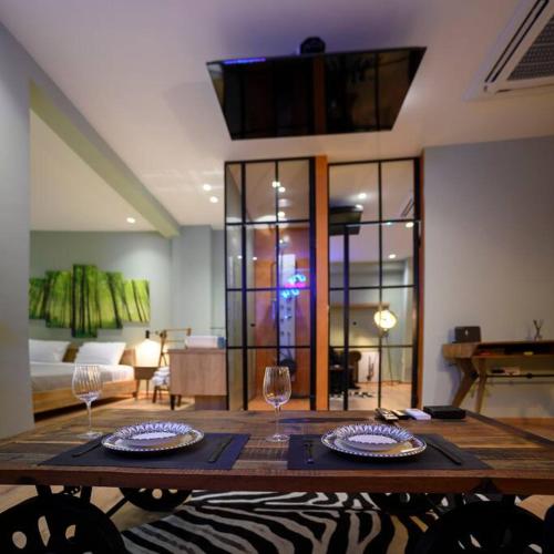 Hidden Garden of Kallithea Hidden Garden of Kallithea