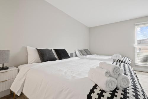 Cozy 2BR Stay in Rochester Hills in Rochester Hills, USA