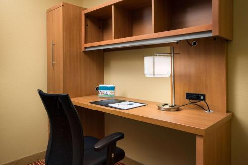 Studio Suite Queen image 4