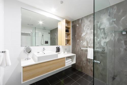 Avenue Hotel Canberra