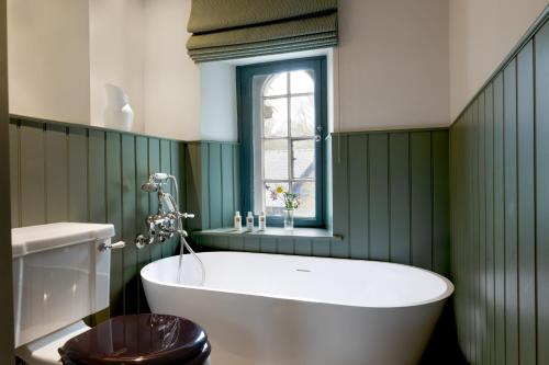 The Penn Room Type - Deluxe Double Room with Bath