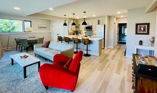 Cozy Retreat 100% remodeled - Apartment - Arvada
