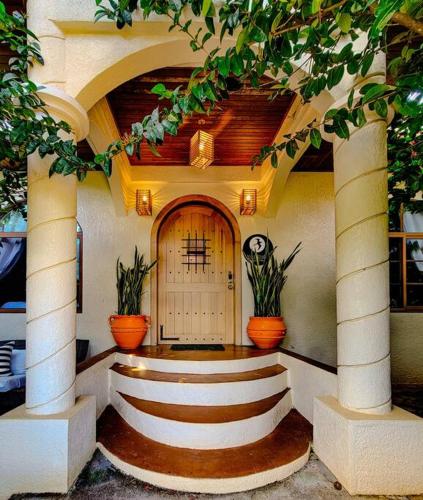 כניסה, Vive Utila - Bed & Breakfast in אוטילה