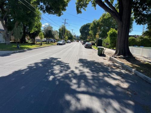 2bedroom & 1bath home near Universal Studio & Hollywood in Van Nuys, USA
