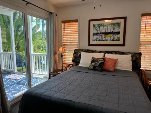 Hale O Malu at Kaloli Point in Hawaiian Paradise Park