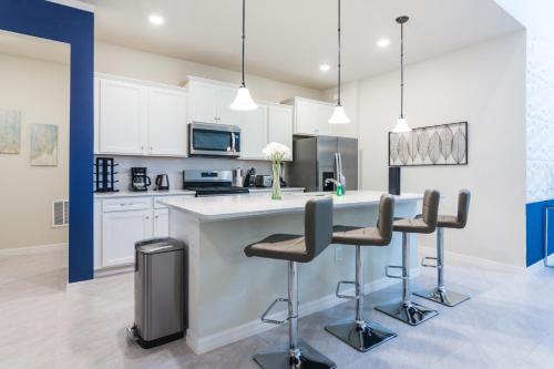 Fantastic Home at Solterra SOL102 in Davenport, USA