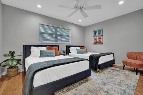 Garden Oasis Vila with Heated Pool near Hard Rock, Golf, FLL, Beach in Hollywood, USA