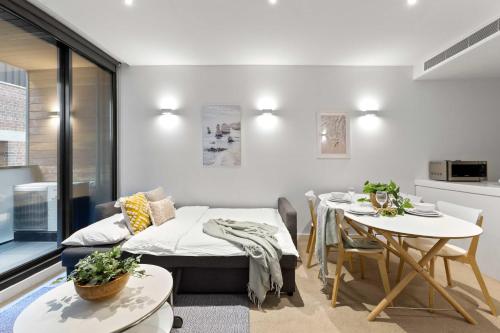 A Chic & Comfy 2BR Apt Near Federation Square, Melbourne (photo 2)