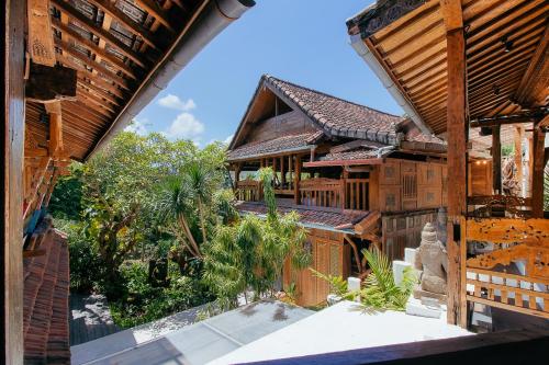 Villa Yin, One of a Kind, Indonesian Heritage Villa, Sleeps 8