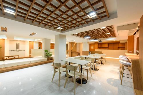 โรงแรมแกรนด์ วอเตอร์เกท (Grand Watergate Hotel) near วัดปทุมวนารามราชวรวิหาร