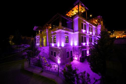 Alaturca House - Tap to explore photos