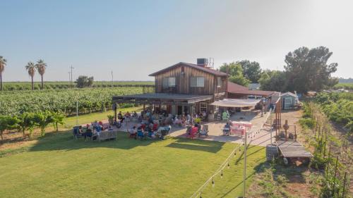 Sequoia View Vineyard in Reedley