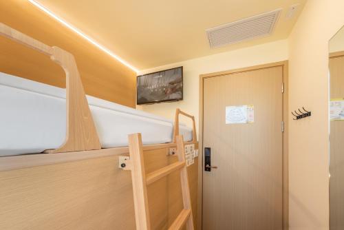 Lemon Hotel - Metro Line 1 Line 7 Changshu Road 200 meters, Shanghai (photo 4)