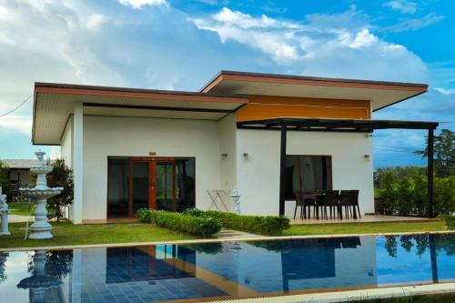 Exterior view, Ozone Resort & Pool Villa in Khao Chaison