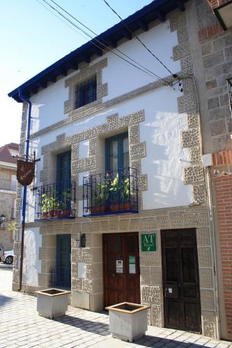 Accommodation in Miraflores de la Sierra