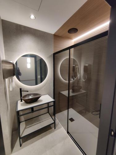 Promotur Suites - Ayora, Valencia (foto 9)