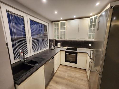 City Sense - Apartament z widokiem na góry i miasto (City Sense - Apartament z widokiem na gory i miasto) in Bielawa