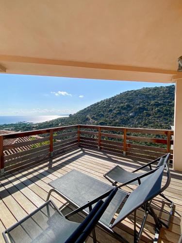 2 bedrooms, 4 beds