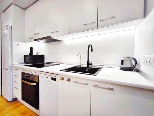 Moderno apartamento tipo loft en Terrassa centro Room Type - One-Bedroom Apartment