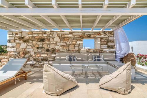 Villamar - Private villa with pool in Naoussa