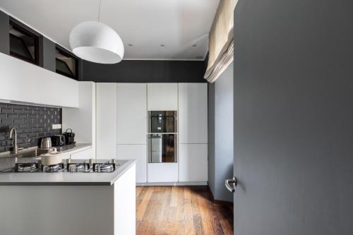 iFlat Contemporary Elegance in the heart of Rome - image 8