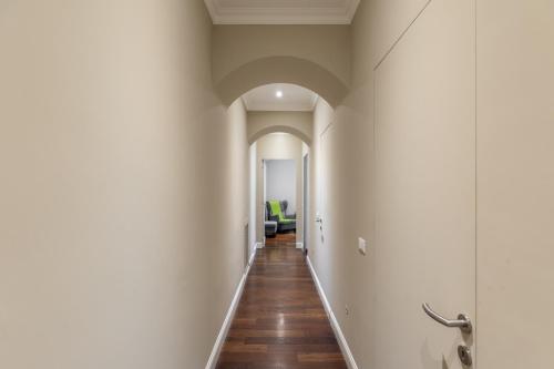 iFlat Contemporary Elegance in the heart of Rome - image 2