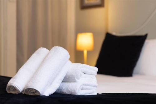 Beautiful 1 Bed Flat in Vibrant Stockbridge! - image 10