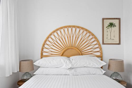 Bondi 2-Bed Apartment with Awesome Sunrise Views - image 6