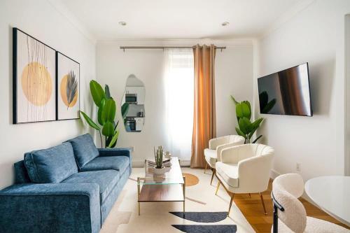 403-4C New 2br 2baths prime ues, New York (photo 2)