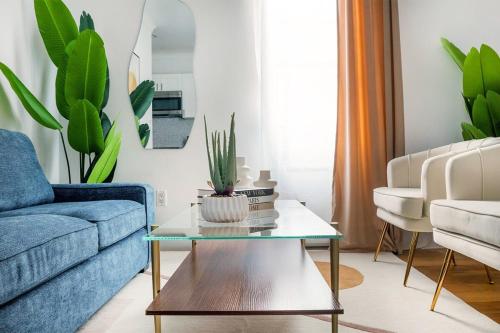 403-4C New 2br 2baths prime ues in New York, USA