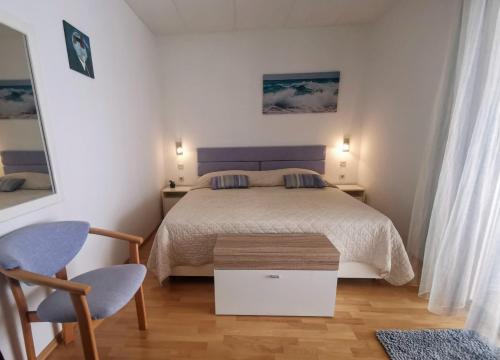 Apartment with Terrace image 7