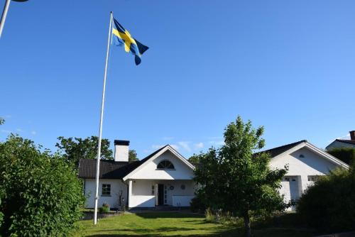 Ferienhaus in Håbo mit Privatem Pool