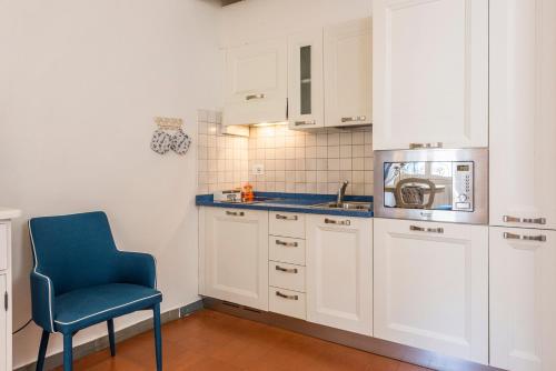 Maggio Blu - image 4