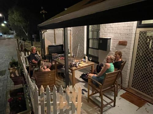 Bullock and Company Cottage in Toodyay