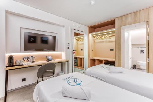 JL Hotel, Ir-Rabat