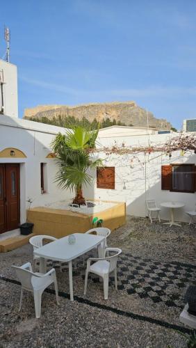 ASTORIA lindos in Lindosz