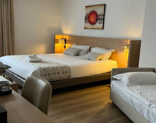 Hotel AUSTRIA Saint Etienne La Terrasse - image 7