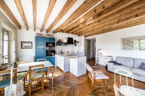 Authentic with an exceptional view AIL, Lyon (photo 3)